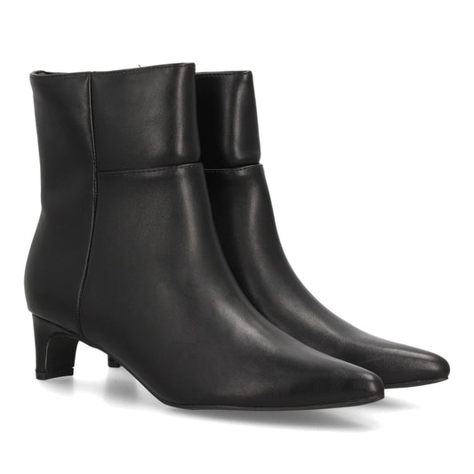VERÓNICA – BOTINES EFECTO PIEL COLOR NEGRO