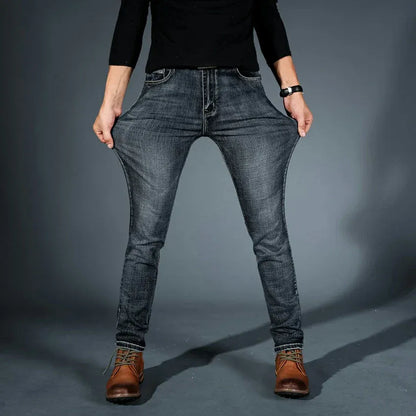 MAX - PANTALÓN DE CORTE MODERNO CON CINTURA AJUSTABLE