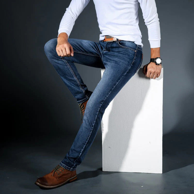 MAX - PANTALÓN DE CORTE MODERNO CON CINTURA AJUSTABLE