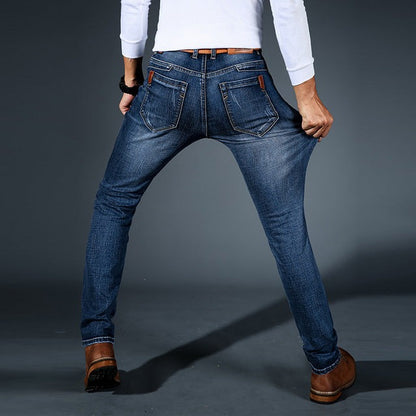 MAX - PANTALÓN DE CORTE MODERNO CON CINTURA AJUSTABLE