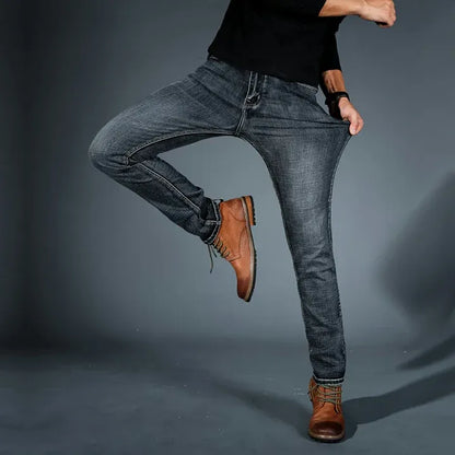MAX - PANTALÓN DE CORTE MODERNO CON CINTURA AJUSTABLE