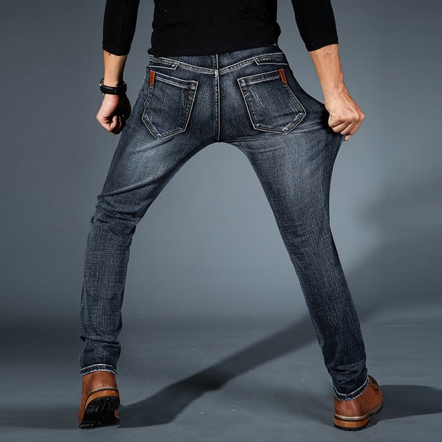MAX - PANTALÓN DE CORTE MODERNO CON CINTURA AJUSTABLE